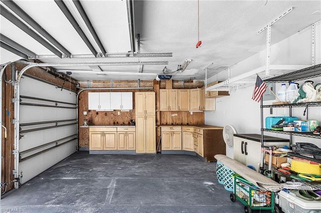 670 27th ST NW, Naples, FL 34120