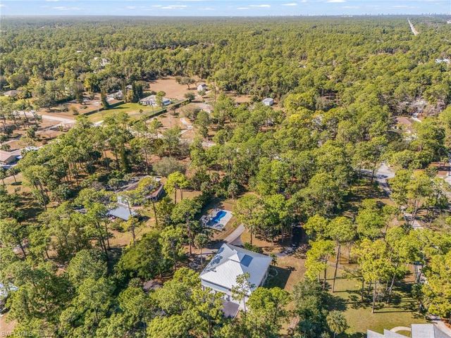 670 27th ST NW, Naples, FL 34120