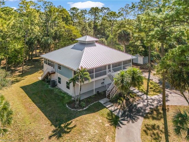 670 27th ST NW, Naples, FL 34120