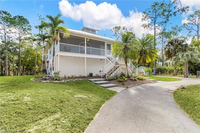 670 27th ST NW, Naples, FL 34120