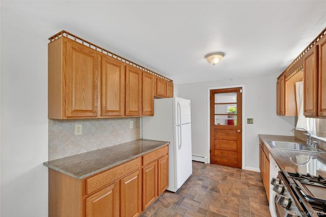 31 Monarch Drive, Newburgh, NY 12550