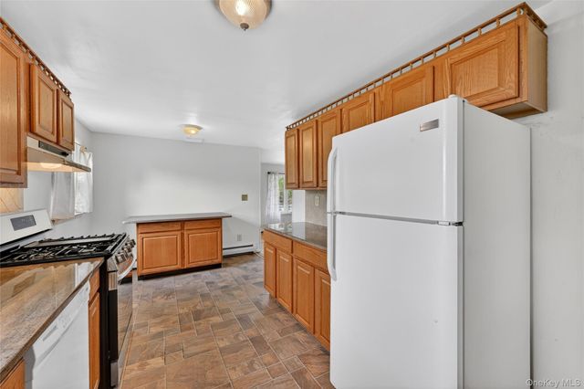 31 Monarch Drive, Newburgh, NY 12550