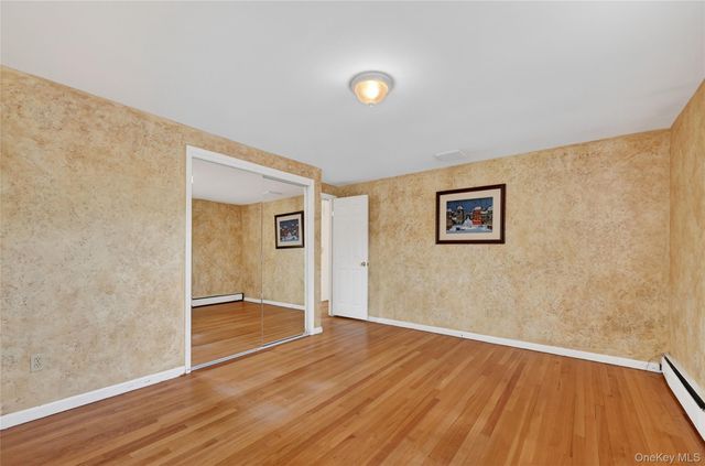 31 Monarch Drive, Newburgh, NY 12550