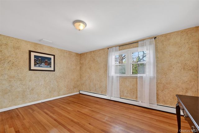 31 Monarch Drive, Newburgh, NY 12550