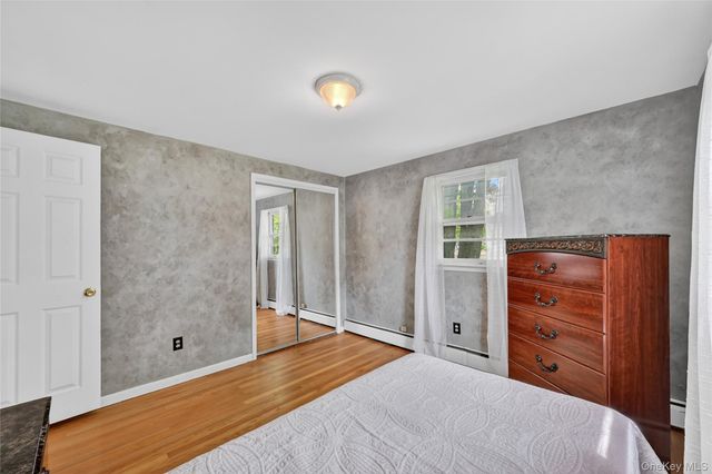 31 Monarch Drive, Newburgh, NY 12550