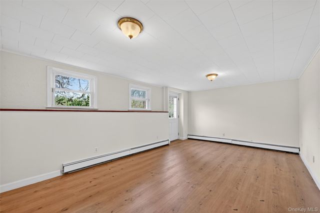 31 Monarch Drive, Newburgh, NY 12550