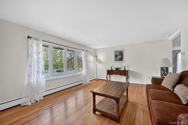 31 Monarch Drive, Newburgh, NY 12550