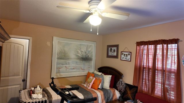 4521 Kelton Drive, Dallas, TX 75209