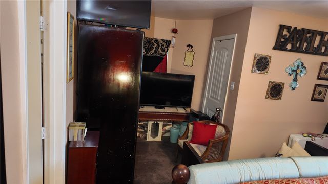 4521 Kelton Drive, Dallas, TX 75209