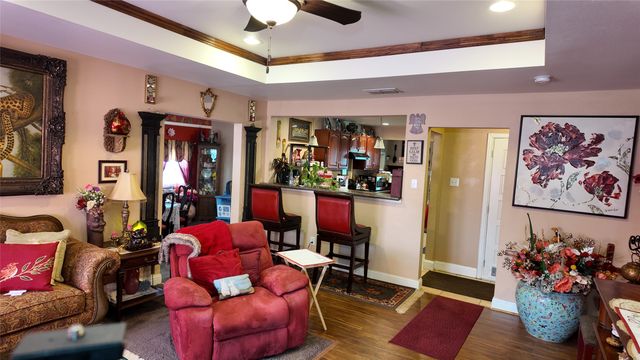 4521 Kelton Drive, Dallas, TX 75209