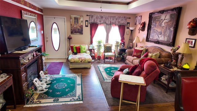 4521 Kelton Drive, Dallas, TX 75209