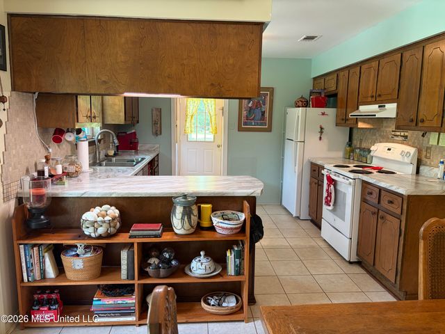 20116 F Ladner Road, Saucier, MS 39574