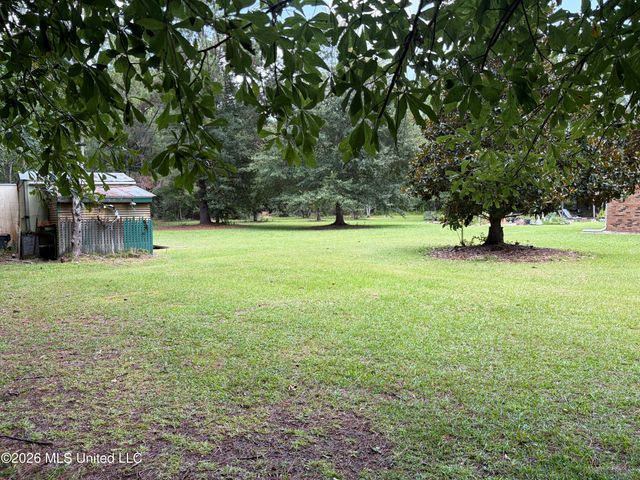 20116 F Ladner Road, Saucier, MS 39574
