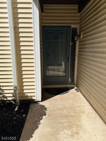 551 Clubhouse-4, Union Twp., NJ 07083