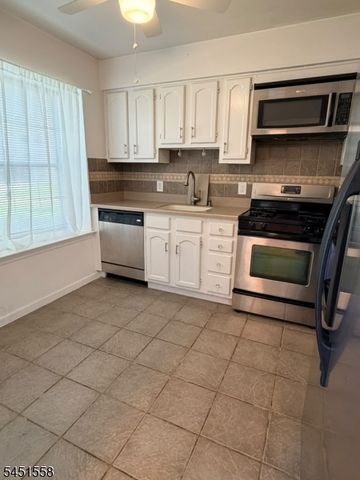 551 Clubhouse-4, Union Twp., NJ 07083