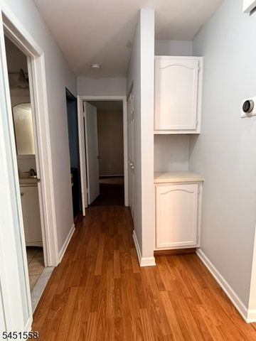 551 Clubhouse-4, Union Twp., NJ 07083