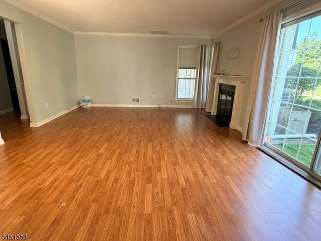 551 Clubhouse-4, Union Twp., NJ 07083
