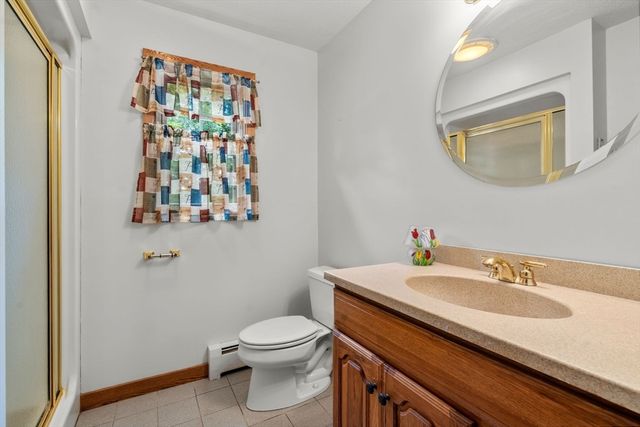 116 Kensington St, Agawam, MA 01030