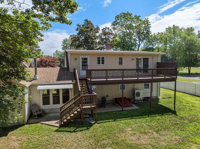116 Kensington St, Agawam, MA 01030