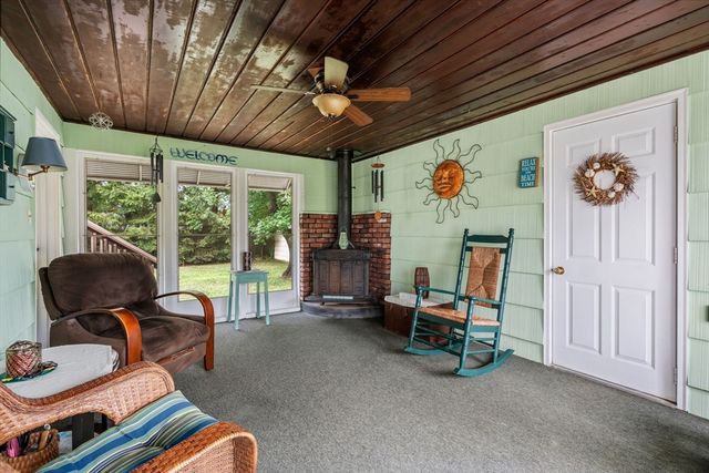 116 Kensington St, Agawam, MA 01030