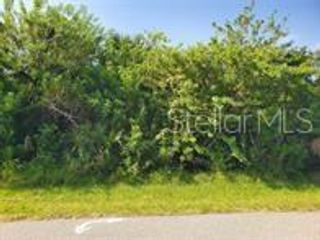 943 ELBA AVENUE NW, Port Charlotte, FL 33948