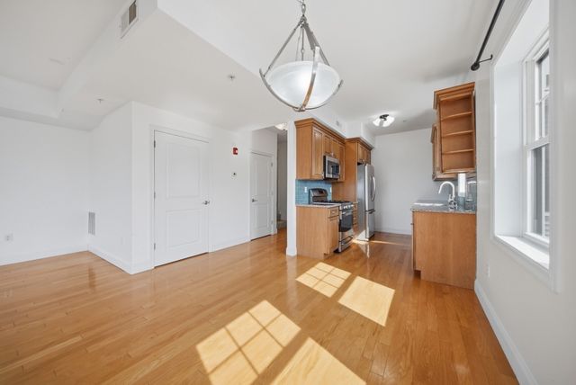 233 Beach Rd A11, Salisbury, MA 01952