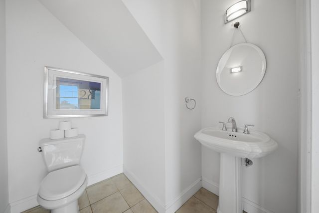 233 Beach Rd A11, Salisbury, MA 01952