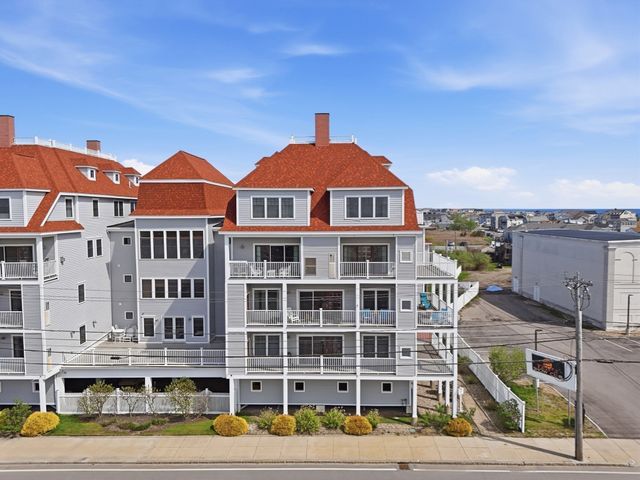233 Beach Rd A11, Salisbury, MA 01952