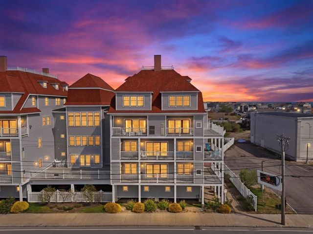 233 Beach Rd A11, Salisbury, MA 01952
