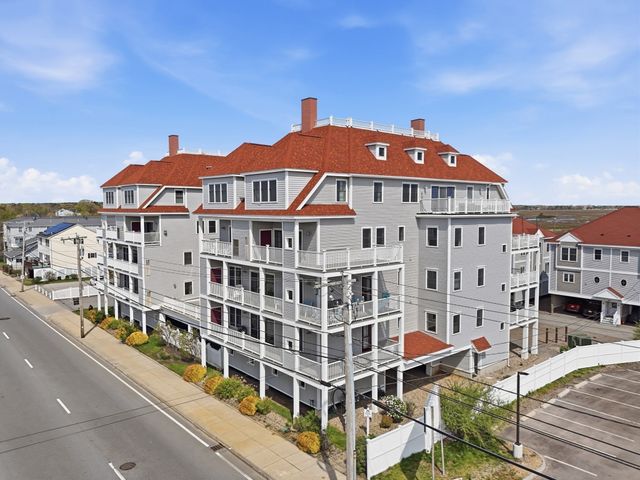 233 Beach Rd A11, Salisbury, MA 01952