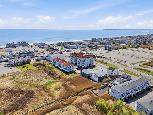 233 Beach Rd A11, Salisbury, MA 01952