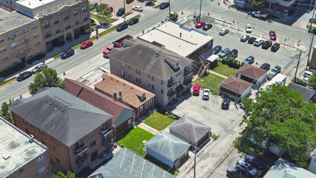 3132 Oak Park Avenue, Berwyn, IL 60402