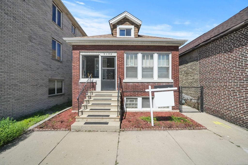 3132 Oak Park Avenue, Berwyn, IL 60402