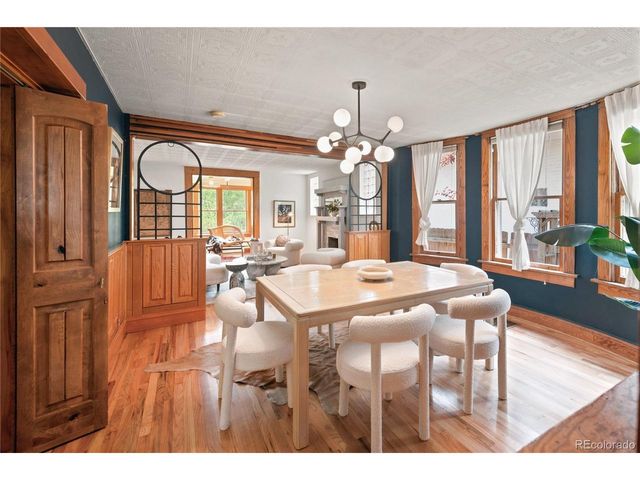 3025 Grove St, Denver, CO 80211