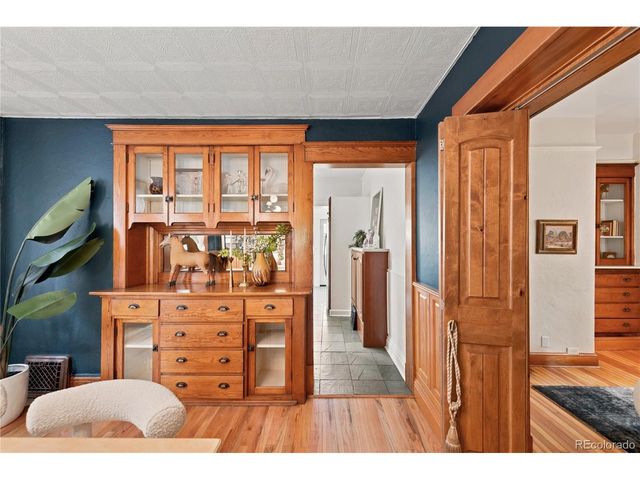 3025 Grove St, Denver, CO 80211