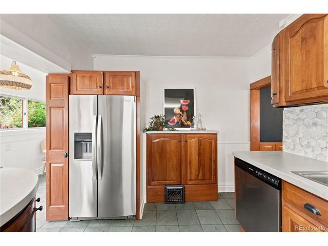 3025 Grove St, Denver, CO 80211