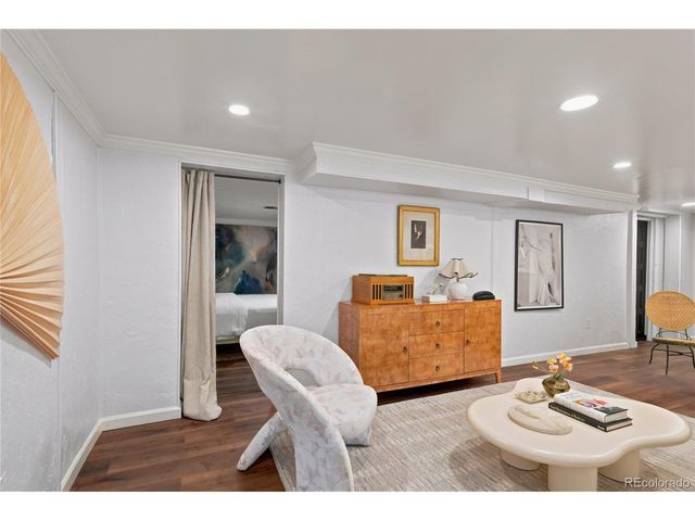 3025 Grove St, Denver, CO 80211