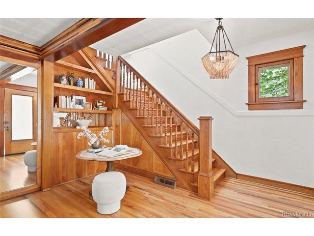 3025 Grove St, Denver, CO 80211