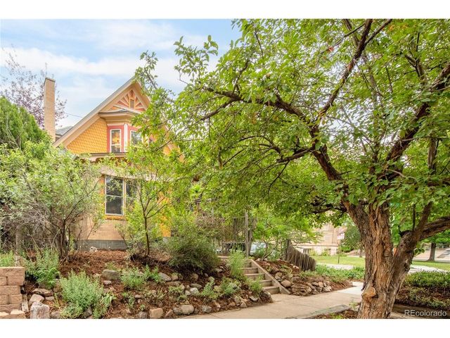 3025 Grove St, Denver, CO 80211