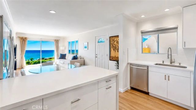 21711 Wesley Drive A, Laguna Beach, CA 92651
