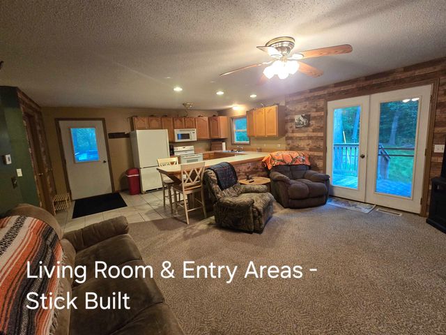 1867 S Five Mile Road, Midland, MI 48640
