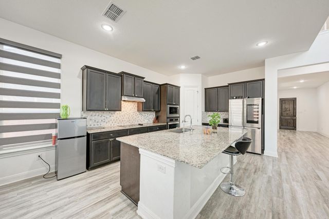 101 Caponi Fish LN, Hutto, TX 78634