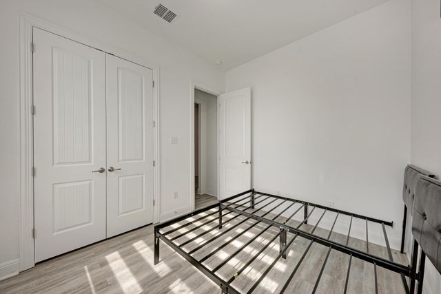 101 Caponi Fish LN, Hutto, TX 78634