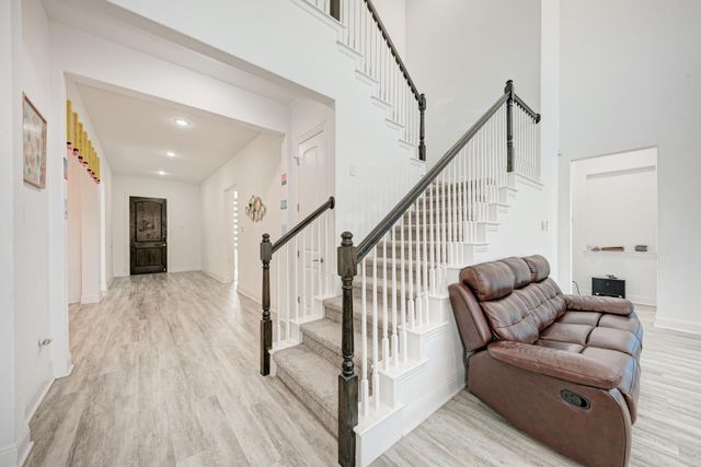 101 Caponi Fish LN, Hutto, TX 78634
