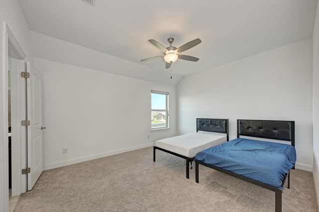 101 Caponi Fish LN, Hutto, TX 78634