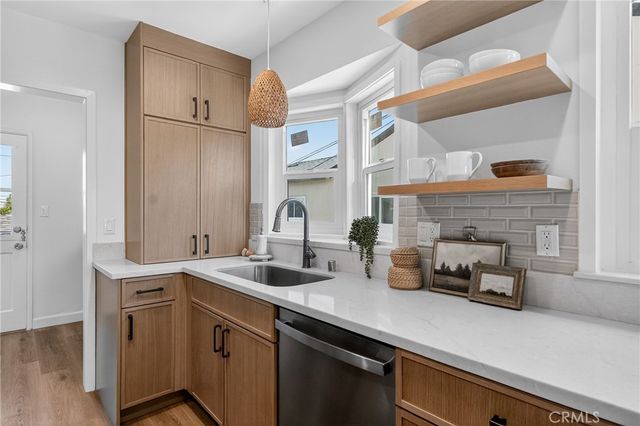 6133 W 83rd, Los Angeles, CA 90045