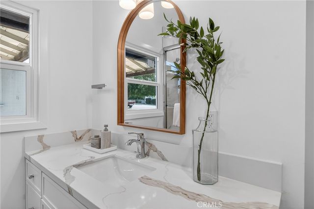 6133 W 83rd, Los Angeles, CA 90045