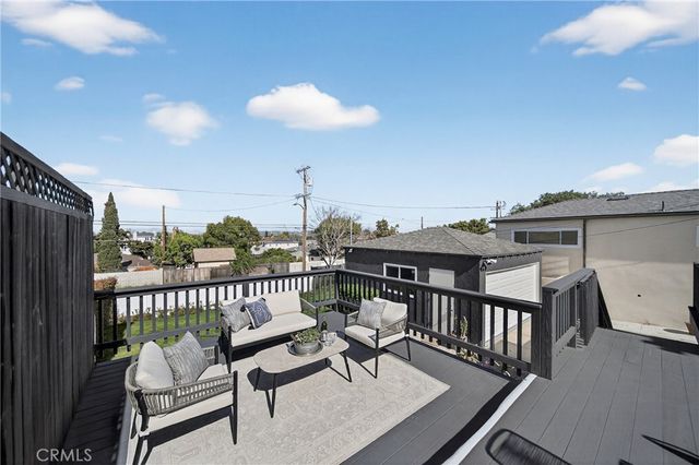 6133 W 83rd, Los Angeles, CA 90045