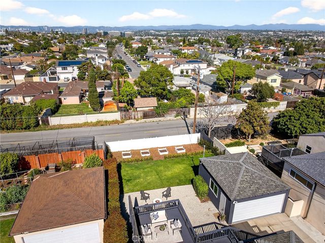 6133 W 83rd, Los Angeles, CA 90045