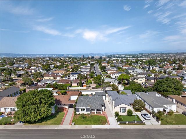 6133 W 83rd, Los Angeles, CA 90045